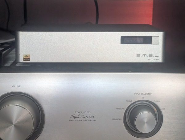 SMSL SU-8 beginner audiophile DAC front view